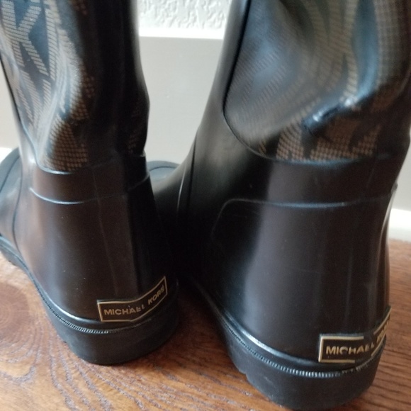 MK rainboots - Picture 2 of 7